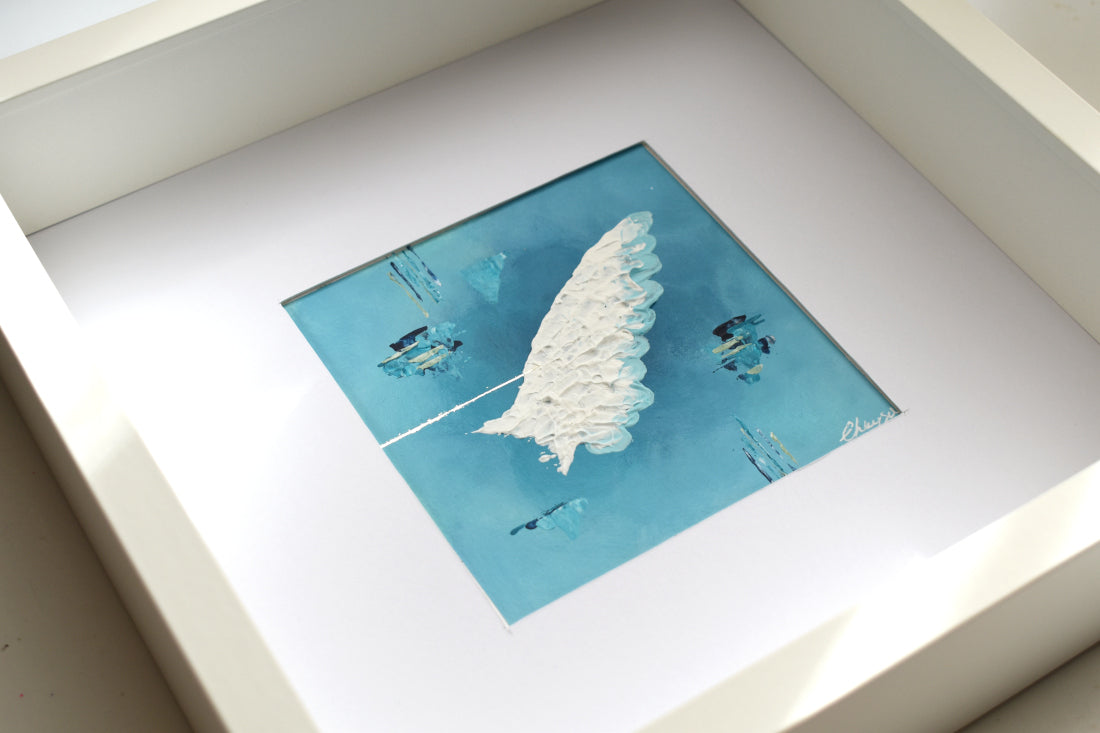 ''Like an angel'' Emerald Blue